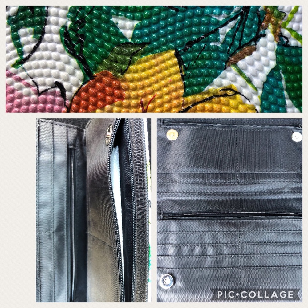 Wallet - Picture 3 of 3